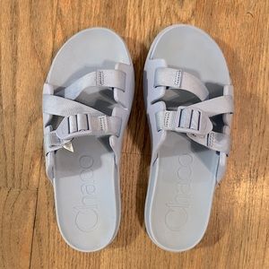 Chacos Slides Child 6/Woman’s 8 periwinkle NWOT